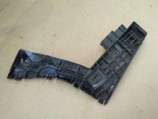 bontott SUZUKI SX4 Jobb hátsó Lökhárító Tartó (Műanyag)