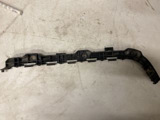 bontott SUZUKI SX4 Jobb hátsó Lökhárító Tartó (Műanyag)