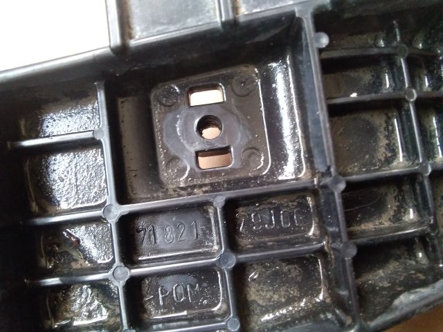 bontott SUZUKI SX4 Jobb hátsó Lökhárító Tartó (Műanyag)