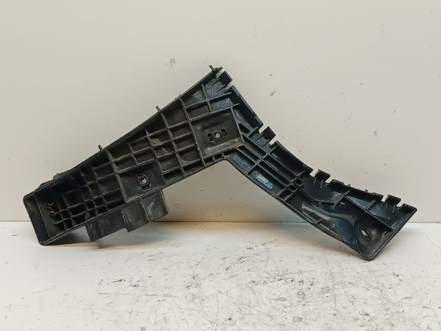 bontott SUZUKI SX4 Jobb hátsó Oldal Lökhárító Tartó (Műanyag)