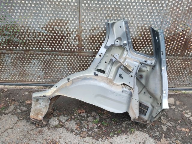 bontott SUZUKI SX4 Jobb hátsó Sárvédő