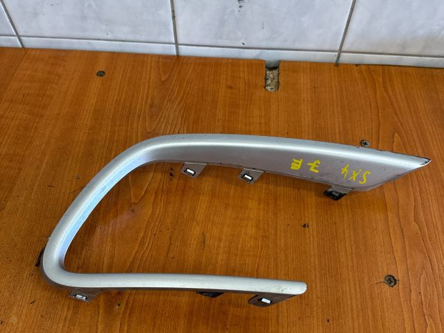 bontott SUZUKI SX4 Jobb Ködfényszóró Lámpakeret