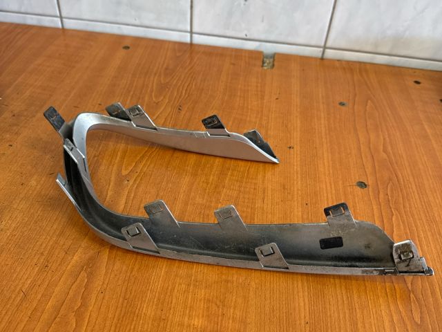 bontott SUZUKI SX4 Jobb Ködfényszóró Lámpakeret