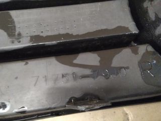 bontott SUZUKI SX4 Jobb Ködlámpa Rács