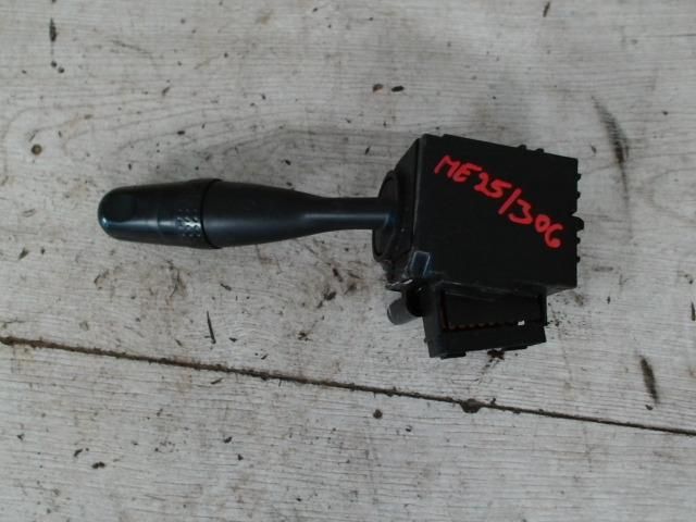 bontott SUZUKI SX4 Jobb Kormánykapcsoló Ablaktörlő