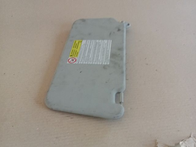 bontott SUZUKI SX4 Jobb Napellenző