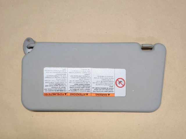 bontott SUZUKI SX4 Jobb Napellenző