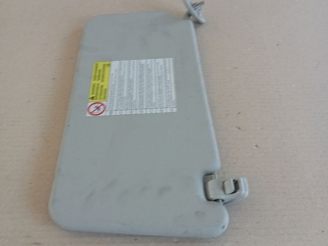 bontott SUZUKI SX4 Jobb Napellenző