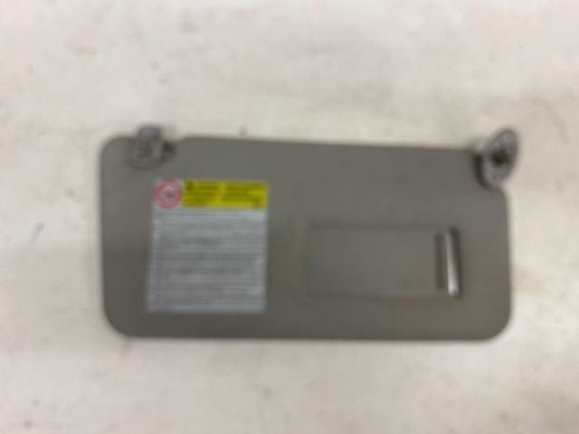 bontott SUZUKI SX4 Jobb Napellenző