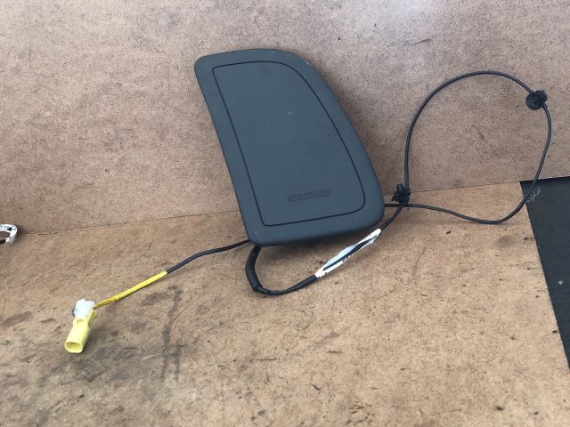 bontott SUZUKI SX4 Jobb Oldallégzsák