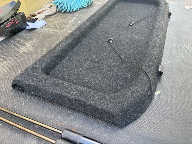 bontott SUZUKI SX4 Kalaptartó