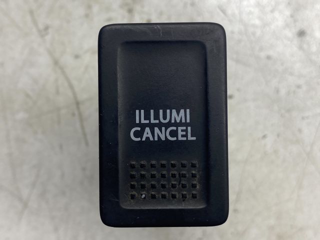 bontott SUZUKI SX4 Kapcsoló (Magában)