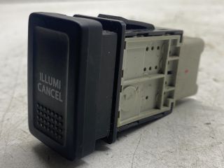 bontott SUZUKI SX4 Kapcsoló (Magában)