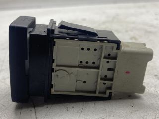 bontott SUZUKI SX4 Kapcsoló (Magában)