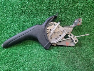 bontott SUZUKI SX4 Kézifék Kar