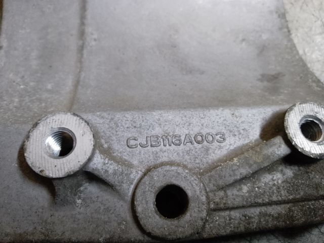 bontott SUZUKI SX4 Klímakompresszor Tartó Bak