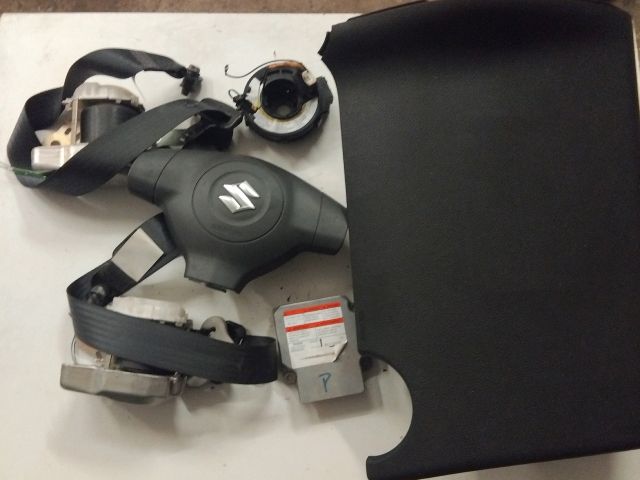 bontott SUZUKI SX4 Komplett Légzsák Szett