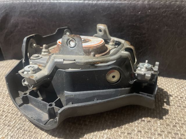 bontott SUZUKI SX4 Kormánylégzsák