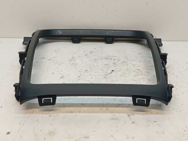 bontott SUZUKI SX4 Középkonzol Keret