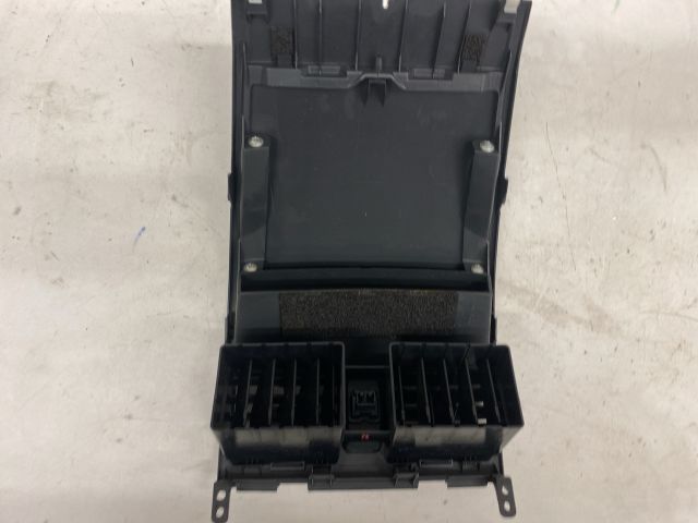 bontott SUZUKI SX4 Középső Szellőző