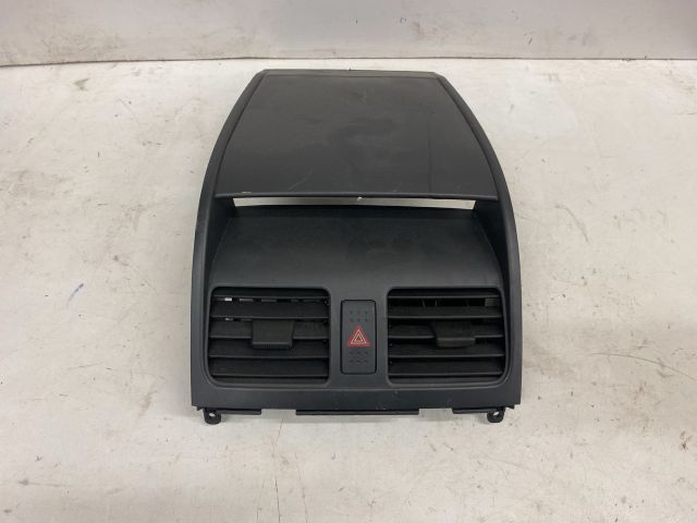 bontott SUZUKI SX4 Középső Szellőző