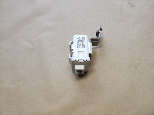 bontott SUZUKI SX4 Központizár Elektronika