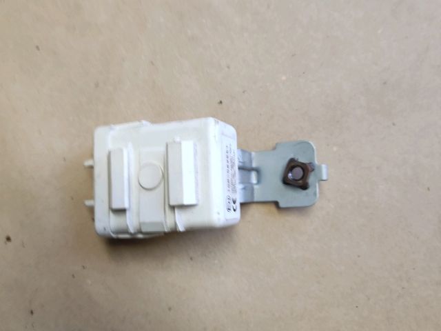 bontott SUZUKI SX4 Központizár Elektronika