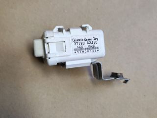 bontott SUZUKI SX4 Központizár Elektronika