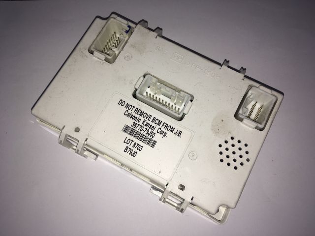 bontott SUZUKI SX4 Központizár Elektronika