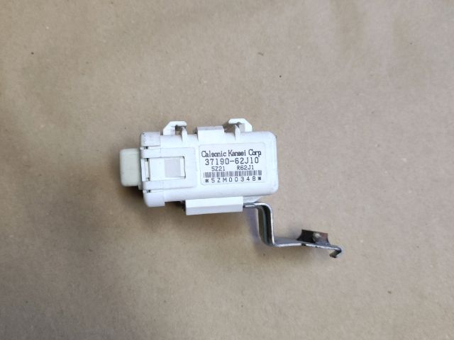 bontott SUZUKI SX4 Központizár Elektronika