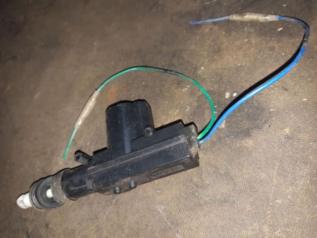 bontott SUZUKI SX4 Központizár Motor (Pozíciófüggetlen)