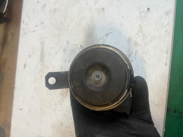 bontott SUZUKI SX4 Kürt