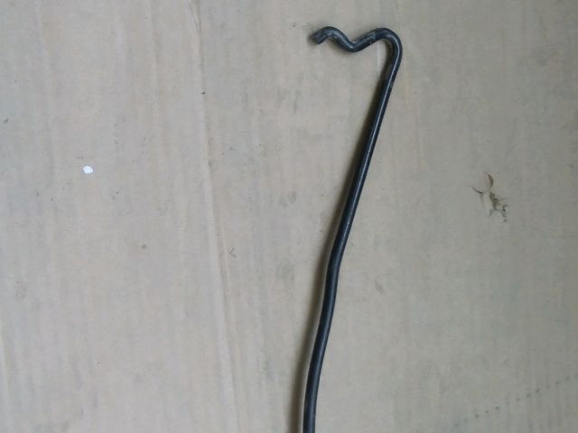 bontott SUZUKI SX4 Motorháztető Kitámasztó Rúd