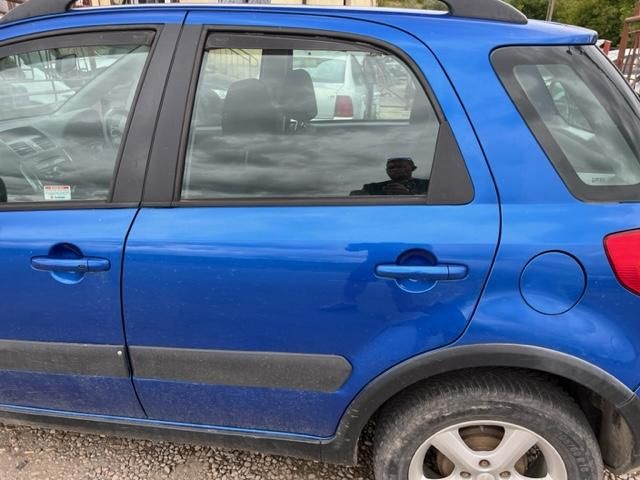 bontott SUZUKI SX4 Motorháztető Zárszerkezet