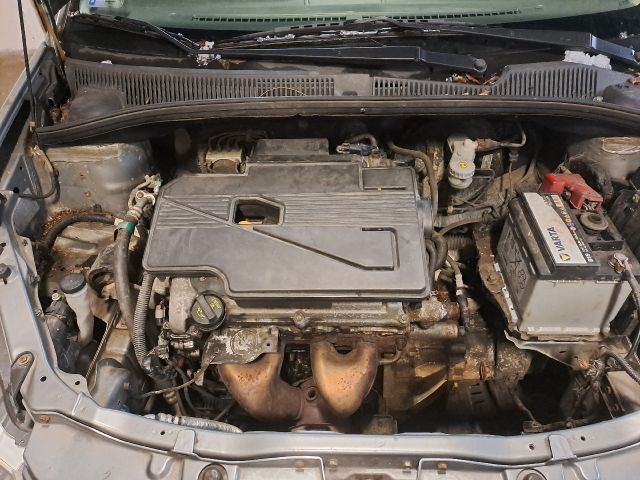 bontott SUZUKI SX4 Motorháztető Zsanér Pár