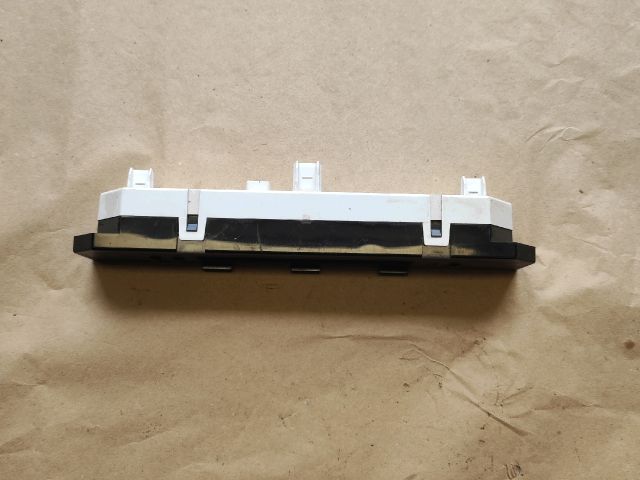 bontott SUZUKI SX4 Multifunkciós Kijelző