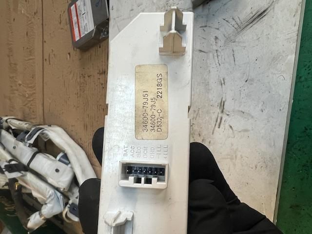 bontott SUZUKI SX4 Multifunkciós Kijelző