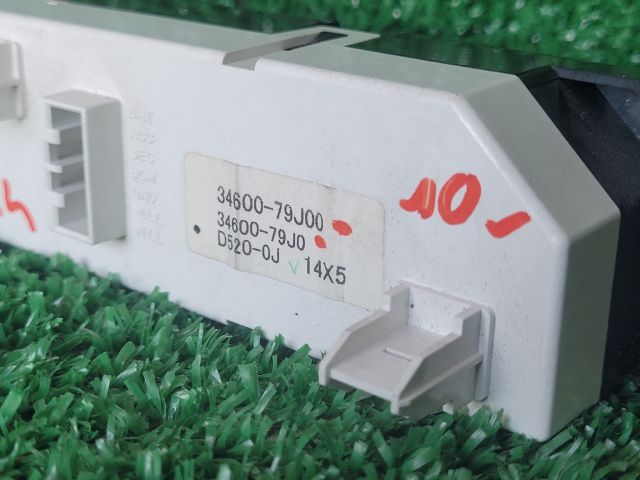 bontott SUZUKI SX4 Multifunkciós Kijelző