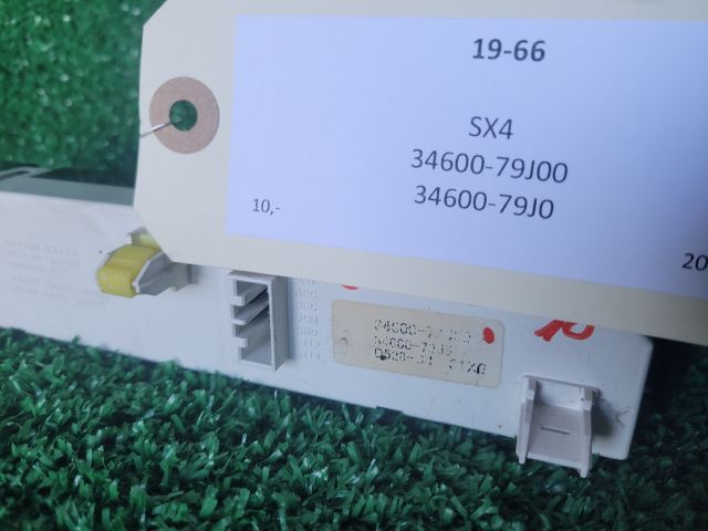 bontott SUZUKI SX4 Multifunkciós Kijelző