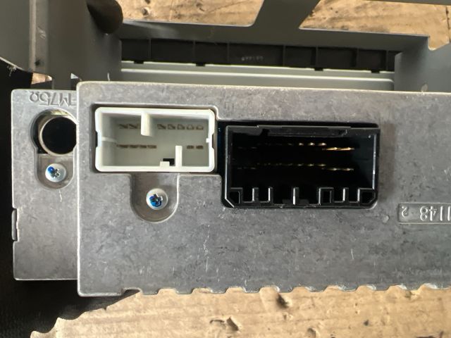 bontott SUZUKI SX4 Rádió / CD