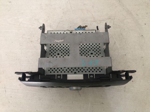 bontott SUZUKI SX4 Rádió / CD