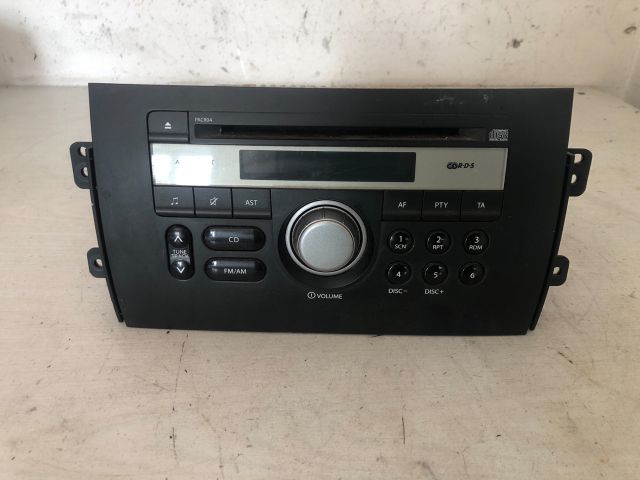 bontott SUZUKI SX4 Rádió / CD