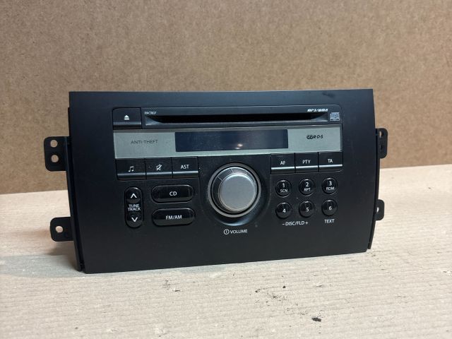 bontott SUZUKI SX4 Rádió / CD