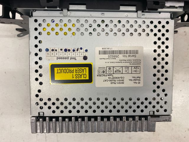 bontott SUZUKI SX4 Rádió / CD