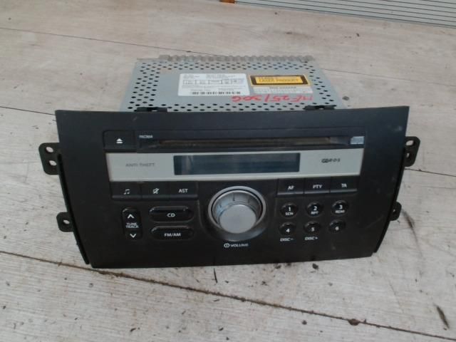 bontott SUZUKI SX4 Rádió / CD