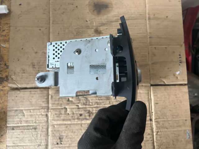 bontott SUZUKI SX4 Rádió / CD