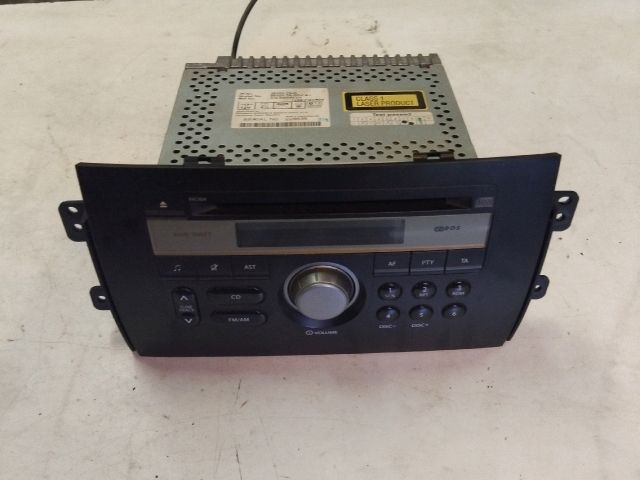 bontott SUZUKI SX4 Rádió / CD