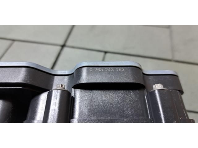 bontott SUZUKI SX4 S-Cross ABS Kocka