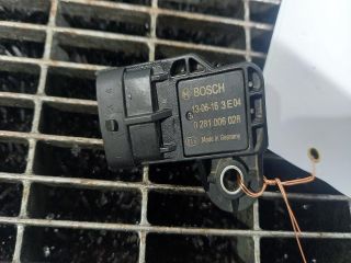 bontott SUZUKI SX4 S-Cross Jeladó (Magában)