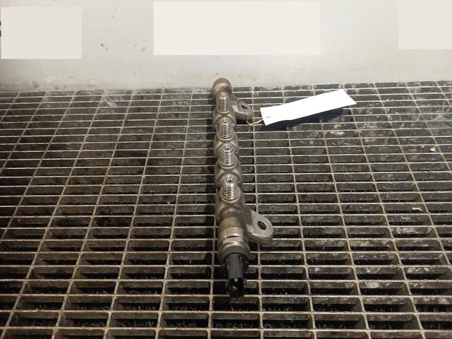 bontott SUZUKI SX4 S-Cross Közösnyomócső